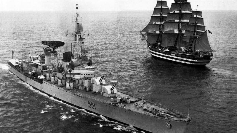 Giuseppe Garibaldi (551): The First Guided Missile Cruiser in Europe Meets Amerigo Vespucci (1968)